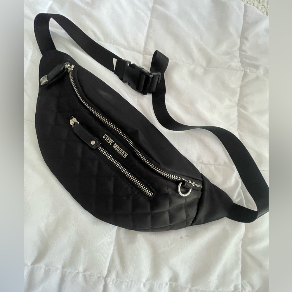Steve Madden Black Quilted Belt Bag